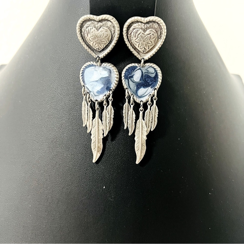 COON-LIN Runway Earrings Mod Pewter Heart Feather Enamel Dangles 80'S Boho